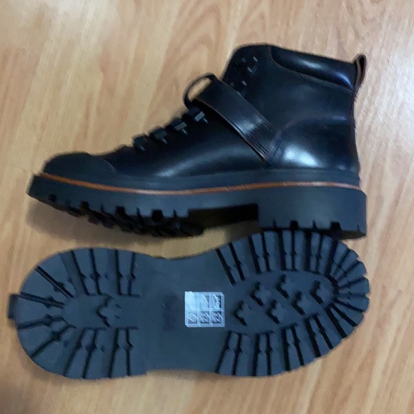 NWOT Coach Boots size 7.5 - Picture 5 of 5